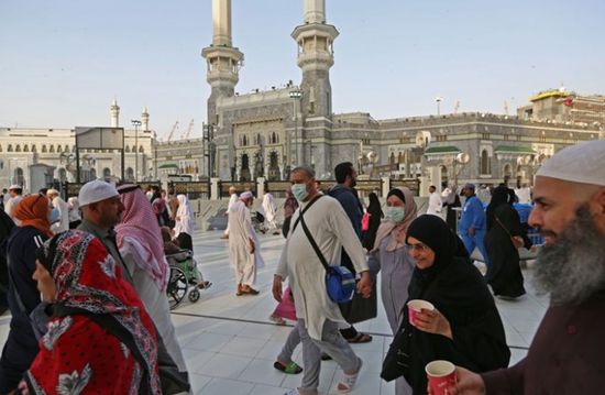 فتوى سعودية تمنع المصابين بوباء من حضور صلاة الجمعة 