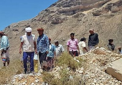 "خليفة الإنسانية" تمد "زايد 1" في سقطرى بالكهرباء