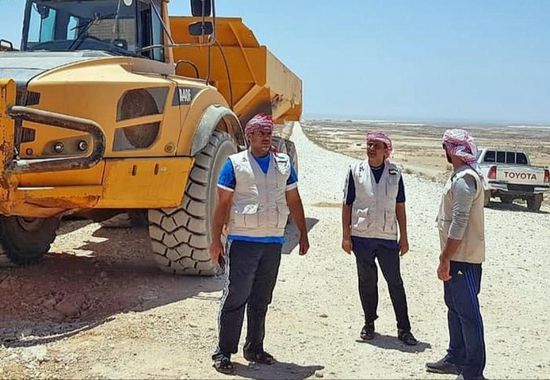 "خليفة الإنسانية" تتدخل لتوسيع مشروع مياه دبنة بسقطرى  