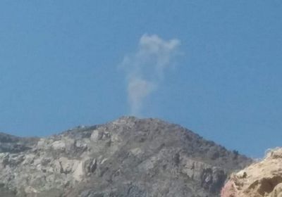 دبابة حوثية تقصف قرى ثرة والقوات الجنوبية تردعها