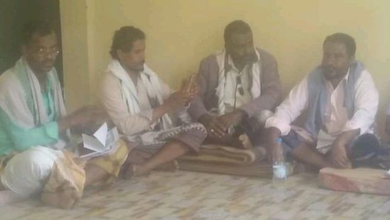 تحركات لإعداد قواعد بيانات للنازحين بخنفر (صور)