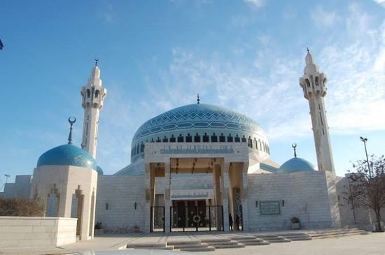 "كورونا".. سلطنة عمان تحظر صلاة الجمعة في المساجد