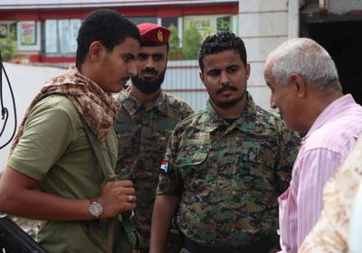 "الدعم والإسناد" يوفر برامج توعوية لقوات الحزام (صور)