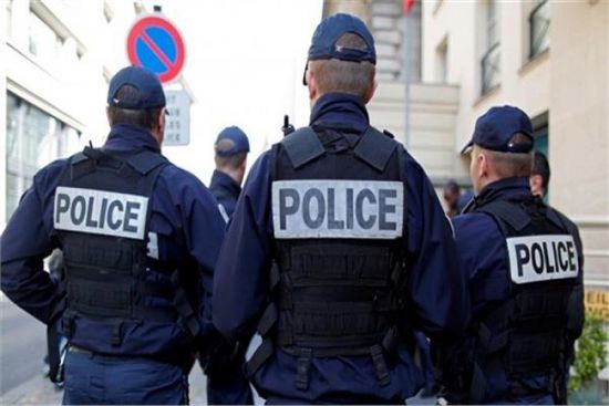 فرنسا تنشر 100 ألف شرطي لمواجهة فيروس كورونا