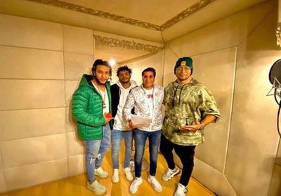 أحمد شيبة يستعد لأغنية جديدة مع أوكا وأورتيجا