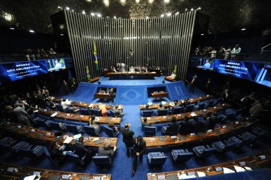 كورونا يصيب رئيس مجلس الشيوخ البرازيلي