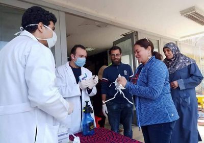 كاملة أبو ذكري تخضع للفحص قبل دخول لوكيشن مسلسل "بـ 100 وش"