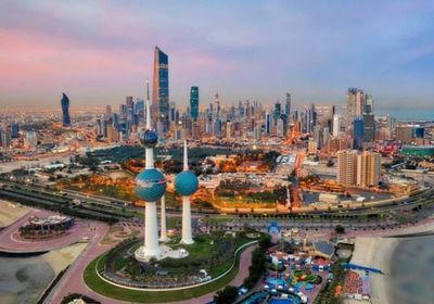 بريطانيا تدعو رعاياها العالقين بالكويت إلى طلب المساعدة من المؤسسات الخيرية