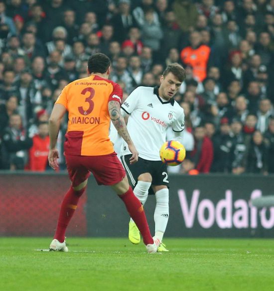 تقرير: تعطيل منافسات الدوري التركي بسبب كورونا