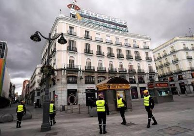 إسبانيا تعلن إغلاق كافة الفنادق بسبب كورونا