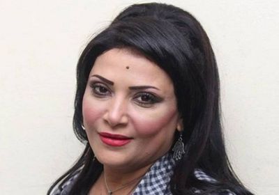 بفيديو ساخر.. بدرية طلبة تطلب من جمهورها البقاء في المنزل