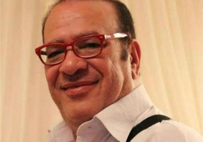 صلاح عبدالله يشارك في تحدي الخير ويدعم 100 أسرة