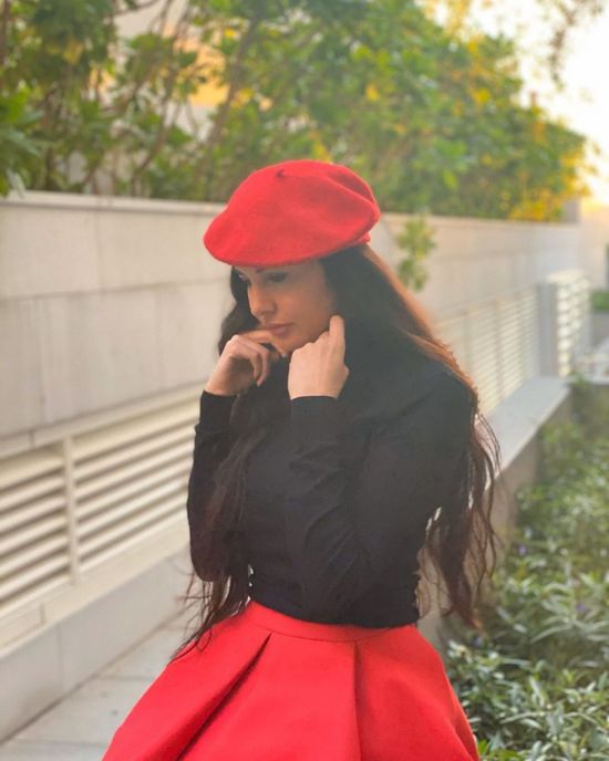 لاميتا فرنجية تتألق في أحدث جلسة تصوير (صور)