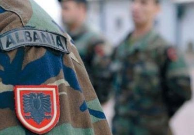 انتشار عناصر الجيش في شوارع ألبانيا لفرض حظر تجوال