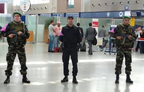 نشر وحدات الجيش المغربي بالمدن لمنع تنقل المواطنين جراء كورونا