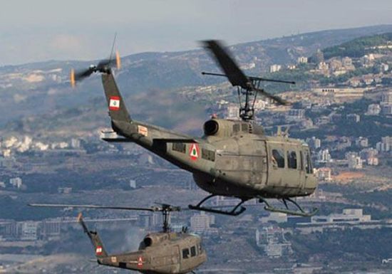  الجيش اللبناني يستخدم المروحيات العسكرية لحث المواطنين على الالتزام بمنازلهم