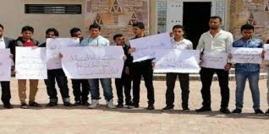"الطلاب المبتعثين" يدشن حملة لدعوة الشرعية لصرف مستحقاتهم