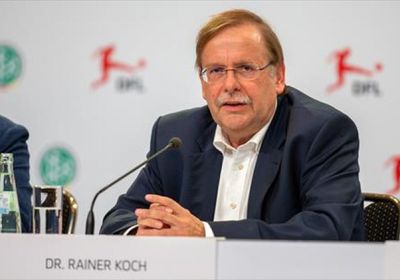 نائب رئيس اتحاد الكرة الألماني يطالب بإقامة المسابقات بدون جماهير