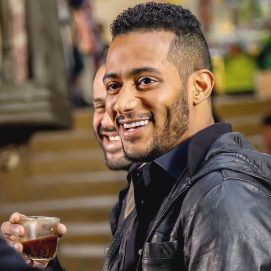 محمد رمضان ينشر صورة جديدة من كواليس "البرنس"