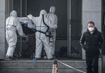  فرنسا.. ارتفاع حالات الوفاة بفيروس كورونا إلى 860 شخصا