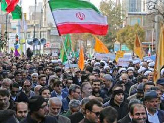 وفاة أحد مؤسسي الحرس الثوري الإيراني بعد إصابته بكورونا