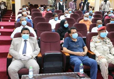 اجتماع بالمكلا لمراجعة تنفيذ الإجراءات الاحترازية (صور)