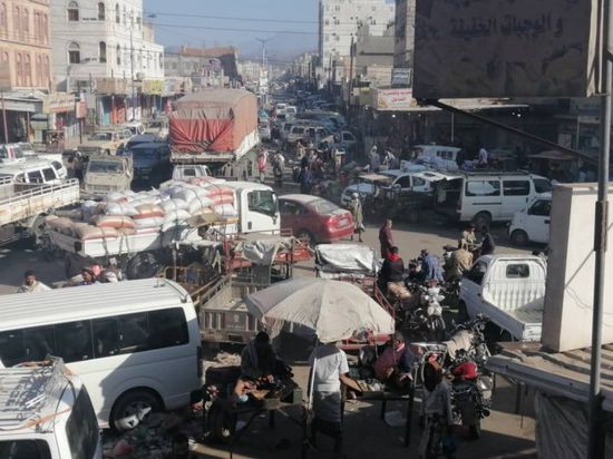 انتقالي ردفان يُلزم المحلات التجارية بخفض الأسعار