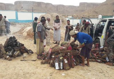 إتلاف 1320 بندل قات في دوعن (صور)