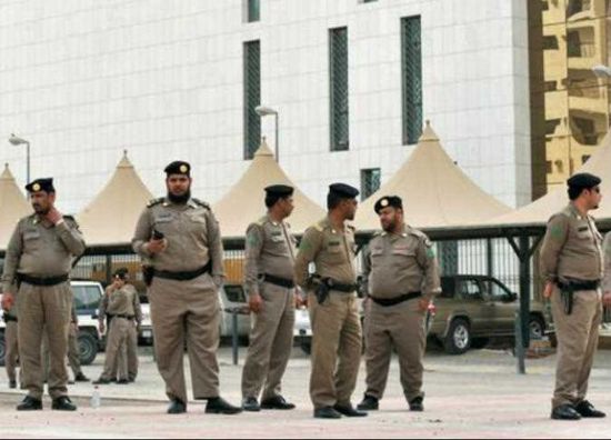  الداخلية السعودية تدعو المواطنين للالتزام بحظر التجول منعًا لتفشي كورونا