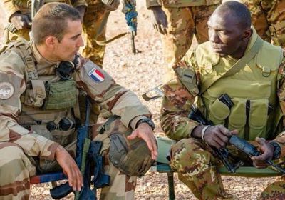 فرنسا تقرر سحب جميع قواتها من العراق بسبب "كورونا"