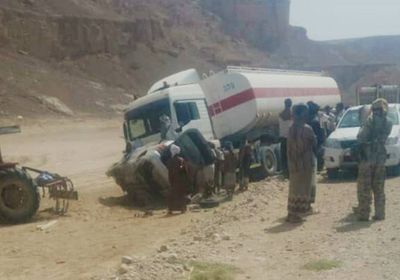 مصرع 3 في حادث مروري بطريق عدب ولقلاة