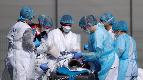 فرنسا تسجل 3922 إصابة و365 وفاة جديدة بفيروس كورونا