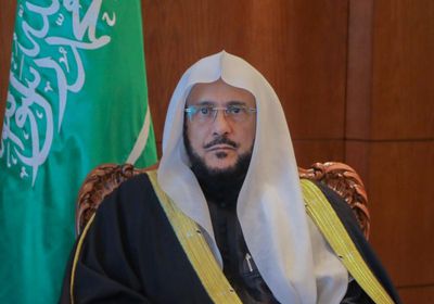 وزير الشؤون الإسلامية السعودي: خادم الحرمين وحد الجهود للتصدي لوباء كورونا