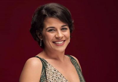 منى هلا عن أزمة فيروس كورونا :الكون بيتخلص مننا