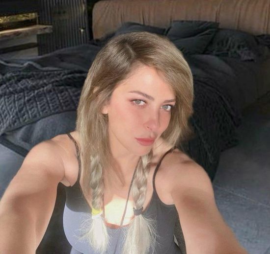 ريم مصطفى تنشر صورها من داخل الحجر المنزلي