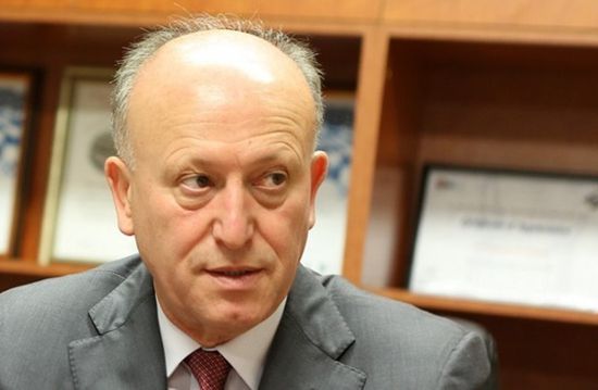 ريفي: شعب لبنان أرقى من حكومته وسياسيِّه