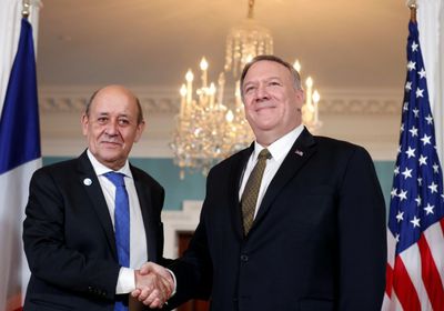 بومبيو يبحث مع نظيره الفرنسي مخرجات مجموعة الـ20 لمواجهة كورونا