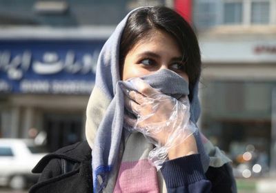 صحفي يكشف أسباب تفشي "كورونا" في إيران