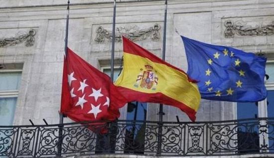 إسبانيا تنكس أعلامها حدادا على أرواح ضحايا كورونا