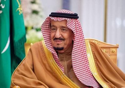 كاتب سعودي: قرار الملك سلمان بشأن أزمة كورونا تاريخي