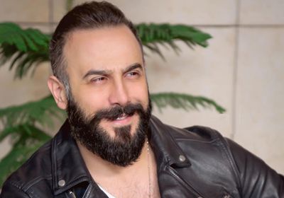 قصي خولي يحتفل بعيد ميلاده بصحبة نجله "العميد"