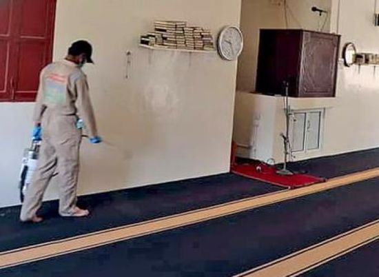 بعد حديبو.. "خليفة الإنسانية" تبدأ تعقيم قلنسية من "كورونا"