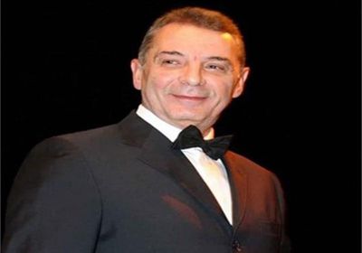 محمود حميدة يطالب جمهوره بعدم الذعر الزائد من فيروس كورونا