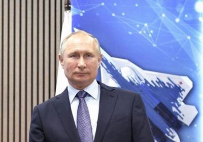  الرئيس الروسي يعلن تمديد العطلة المدفوعة بسبب كورونا حتى نهاية أبريل