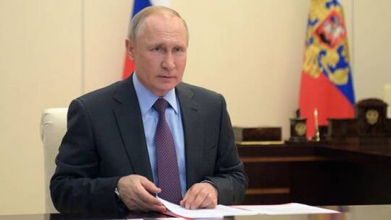 بوتين: يجب الإبقاء على إجراءات العزل الصحي حتى شهر مايو