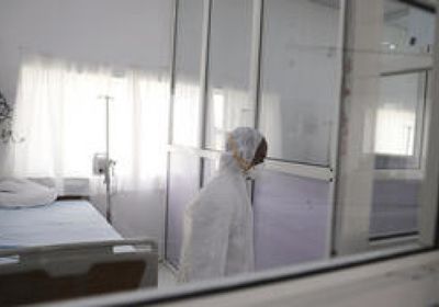 منع طاقم رعاية حالة الاشتباه بكورونا في صنعاء من الخروج