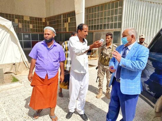 الوالي يتابع تجهيزات مركزين للحجر الصحي بالبريقة