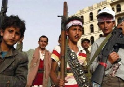 "الشرق الأوسط": مليشيا الحوثي تدفع آلاف الأطفال لجبهات القتال