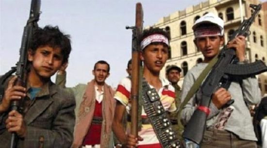 "الشرق الأوسط": مليشيا الحوثي تدفع آلاف الأطفال لجبهات القتال