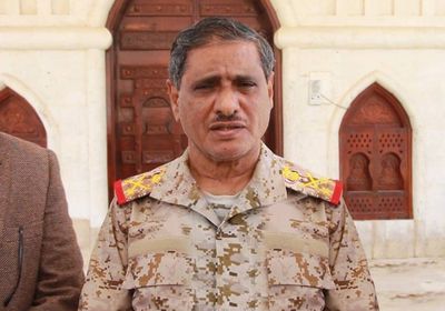 رصد مكافأة للإبلاغ.. محافظ حضرموت يوجه بملاحقة مهربي القات (صور)